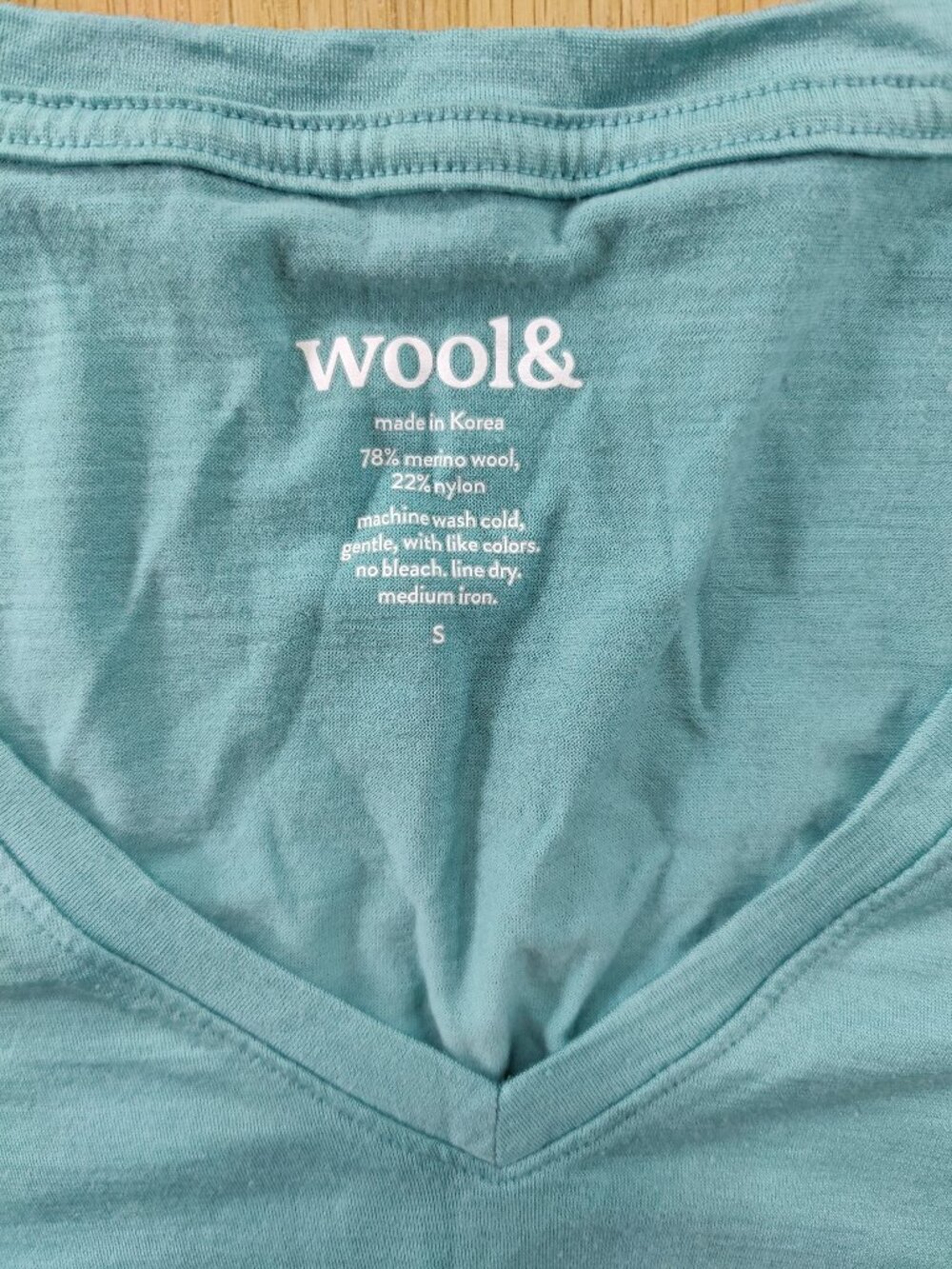 Wool& Morgan V-Neck Tee Size Small S Merino Teal Seafoam Green